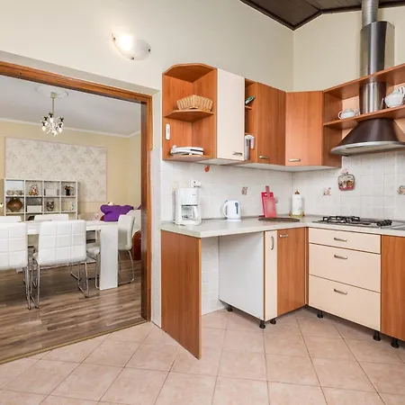 Camelia & Martina Guest house 3*