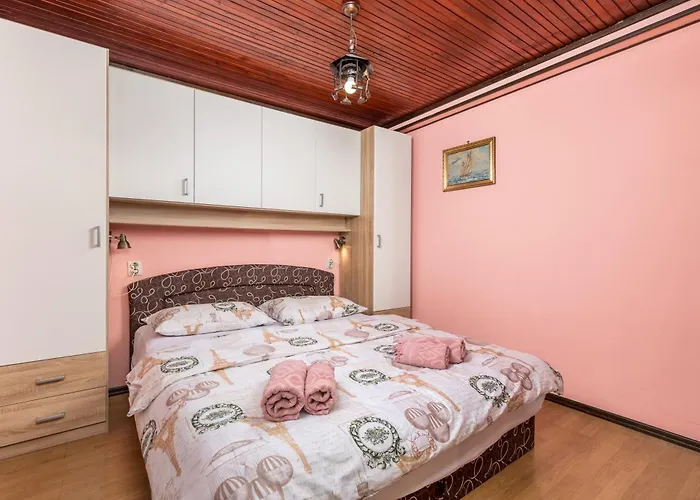 Camelia & Martina Gasthof